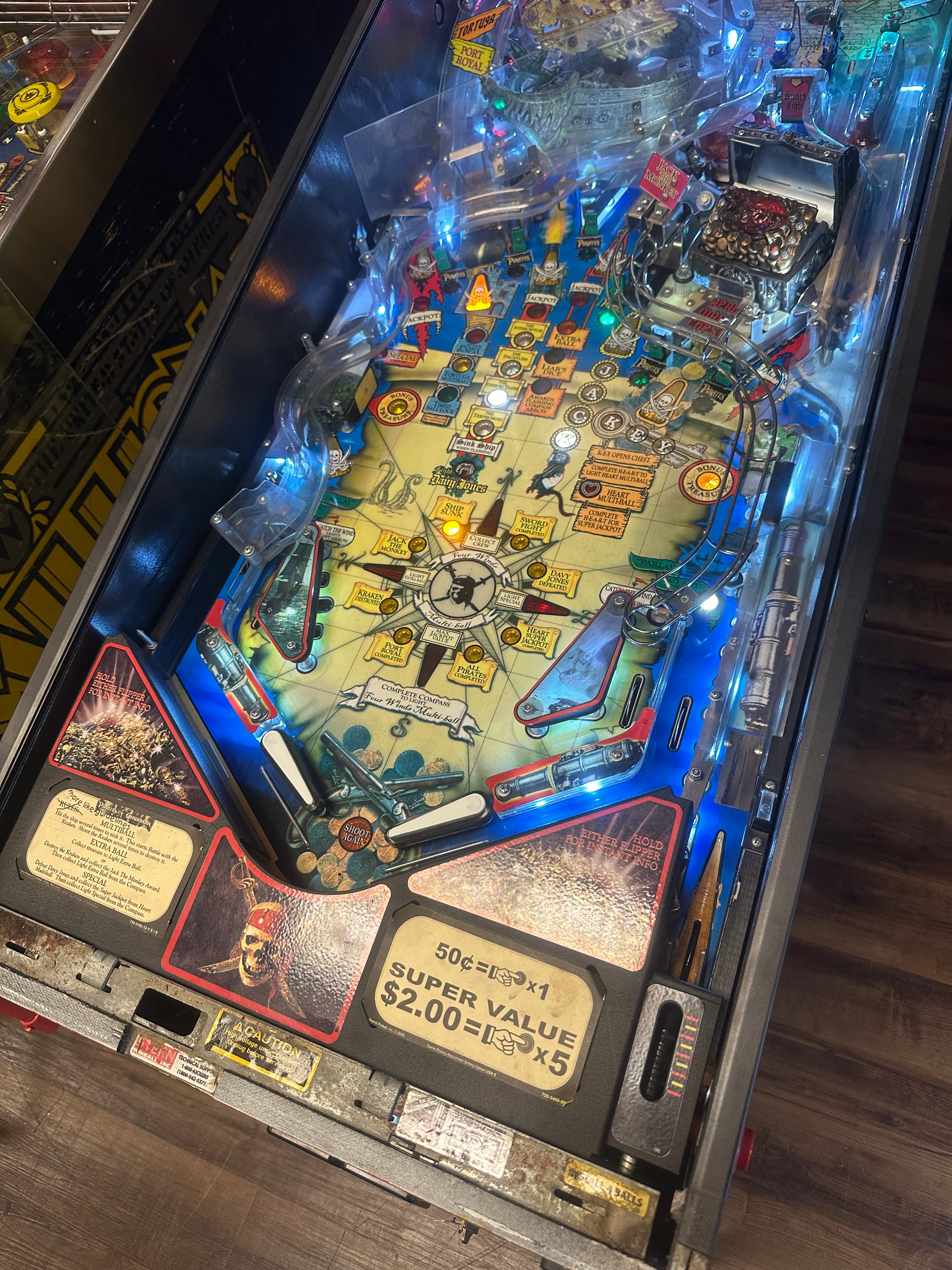 Stern Pinball Pirates of the Caribbean Pinball Machine