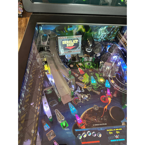 Image of Heighway Pinball Alien Pinball Machine