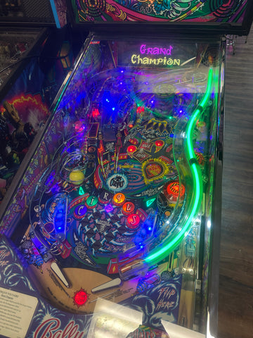 Image of Bally Cirqus Voltaire Pinball Machine