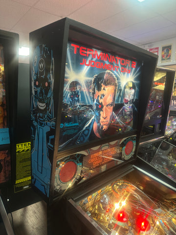 Image of Williams Terminator 2: Judgement Day Pinball Machine