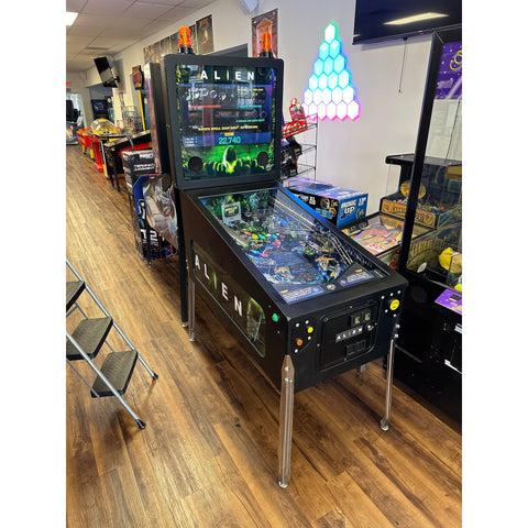 Image of Heighway Pinball Alien Pinball Machine
