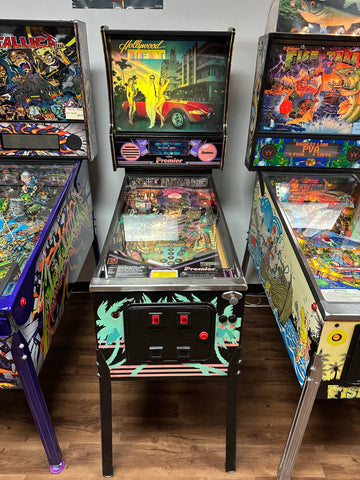 Image of Gottlieb Hollywood Heat Pinball Machine