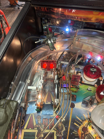 Image of SEGA Goldeneye Pinball Machine