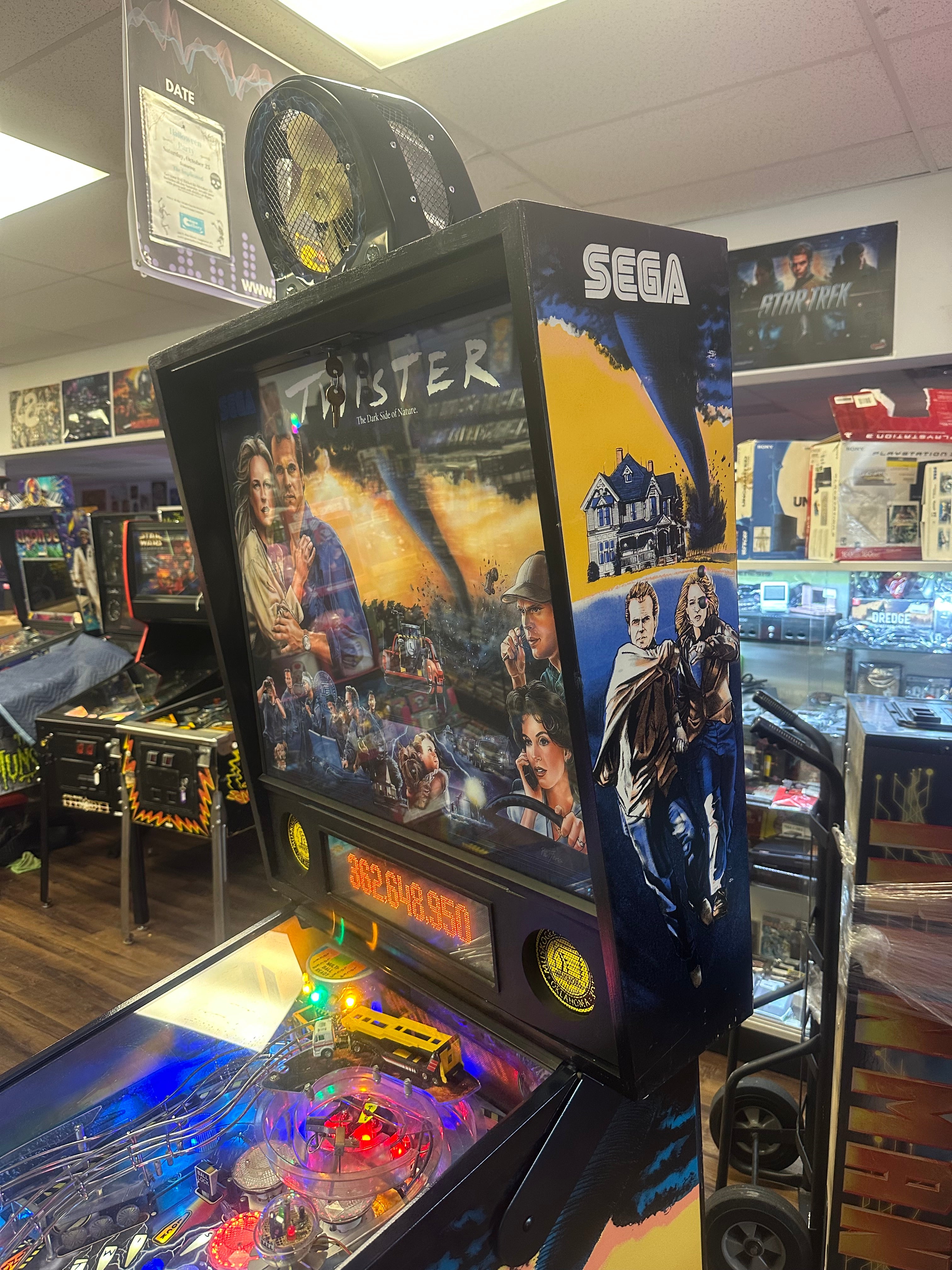 SEGA Twister Pinball Machine