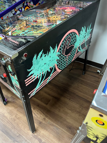 Image of Gottlieb Hollywood Heat Pinball Machine