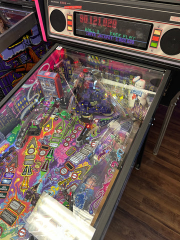 Image of Stern Pinball LOADED Ghostbusters Pro Pinball Machine