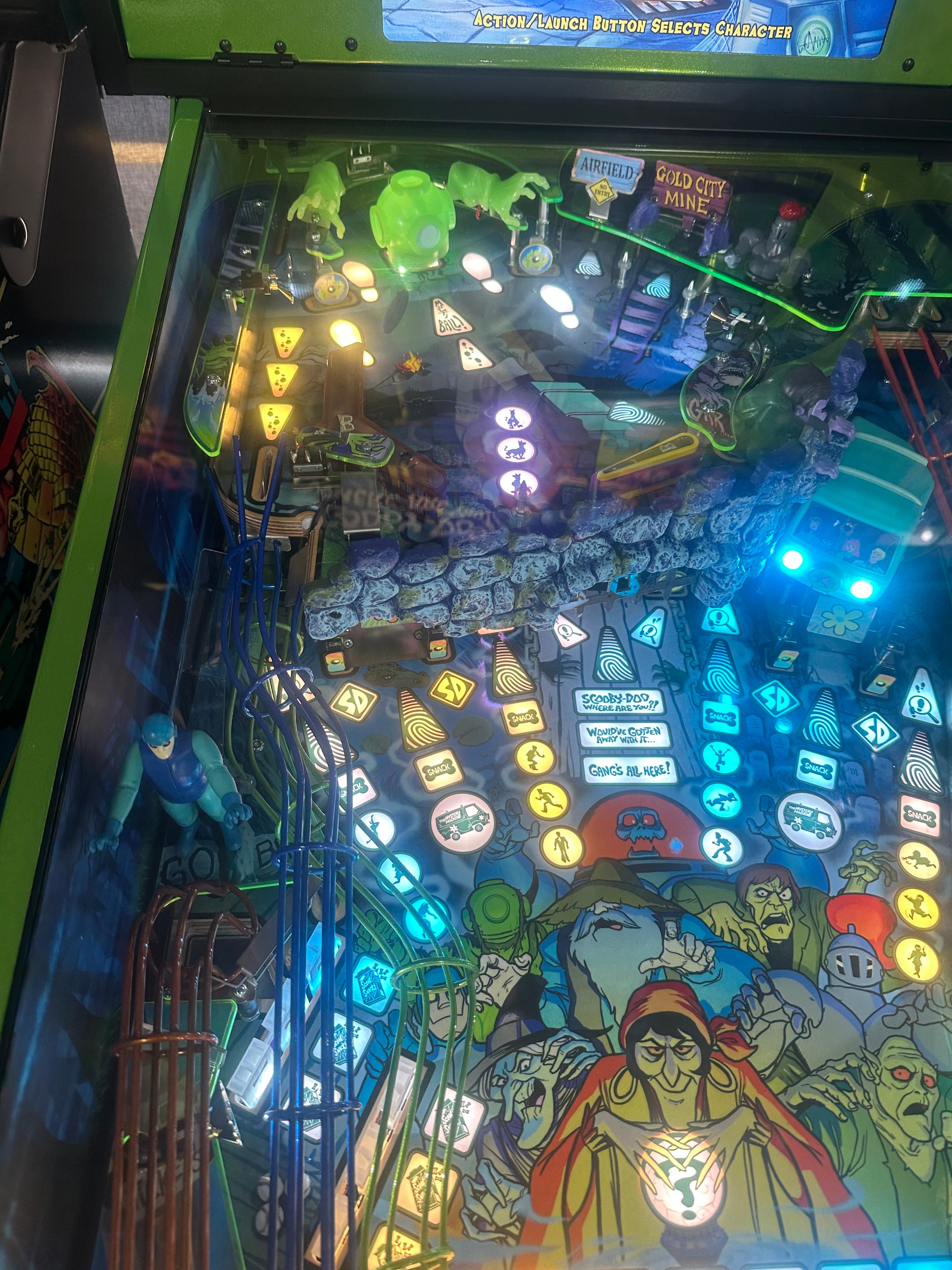 Spooky Pinball Scooby-Doo Collectors Edition Pinball Machine