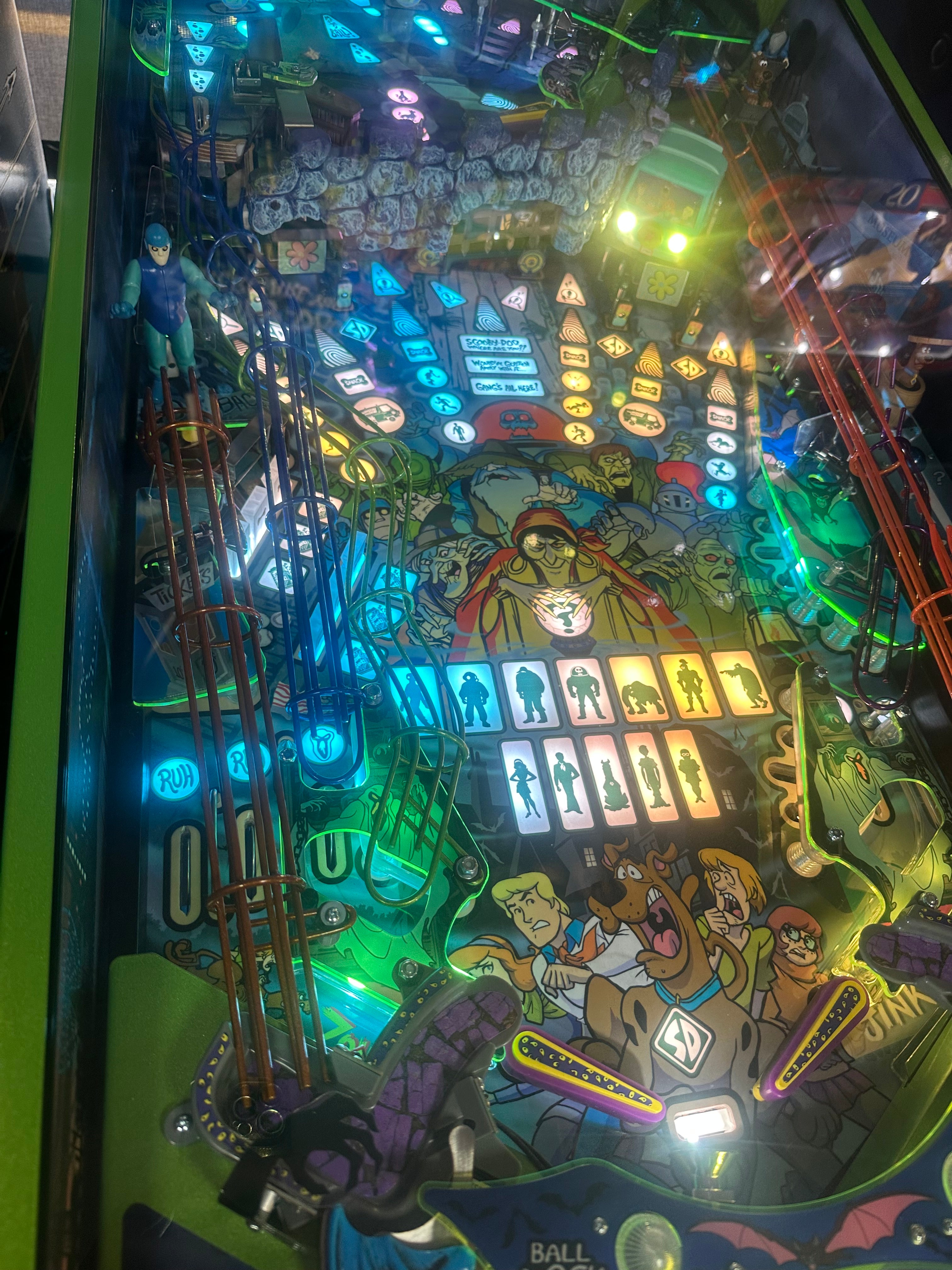 Spooky Pinball Scooby-Doo Collectors Edition Pinball Machine