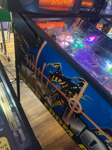 Image of SEGA Starship Troopers Pinball Machine