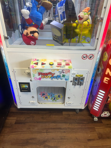 Image of Fancy Cutter II Prize Redemption Arcade Machine