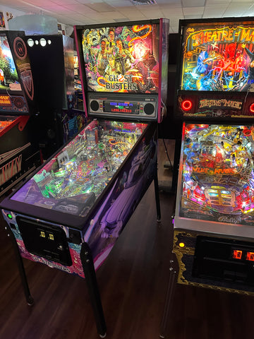 Image of Stern Pinball LOADED Ghostbusters Pro Pinball Machine