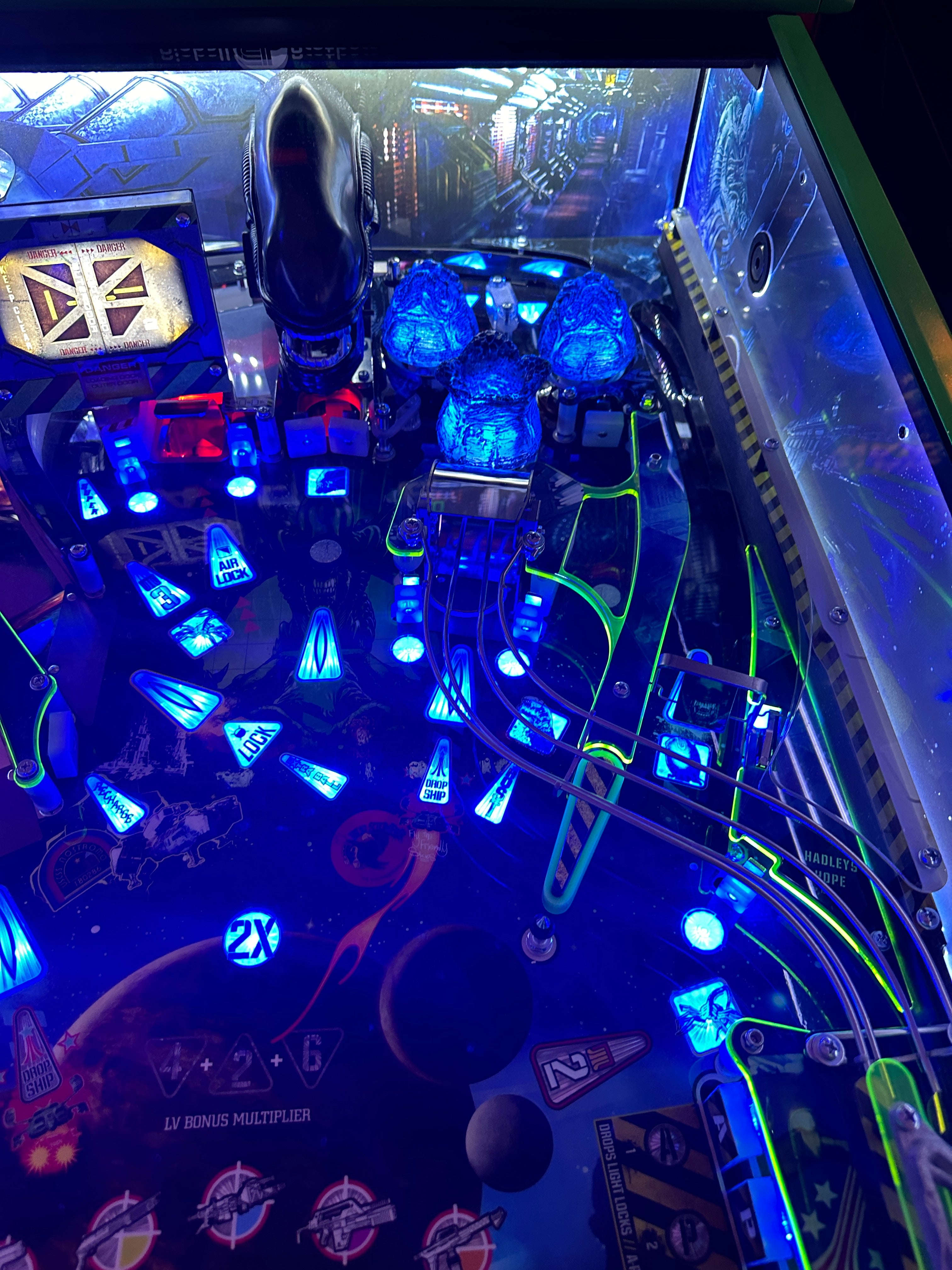 Pinball Brothers Alien Limited Version Pinball Machine