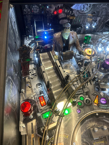 Image of Stern Pinball LOADED The Munsters Premium Black & White Pinball Machine