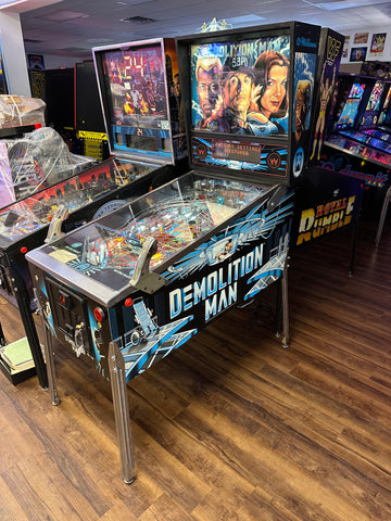 Image of Williams Demolition Man Pinball Machine