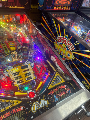 Image of Bally Theatre of Magic Pinball Machine