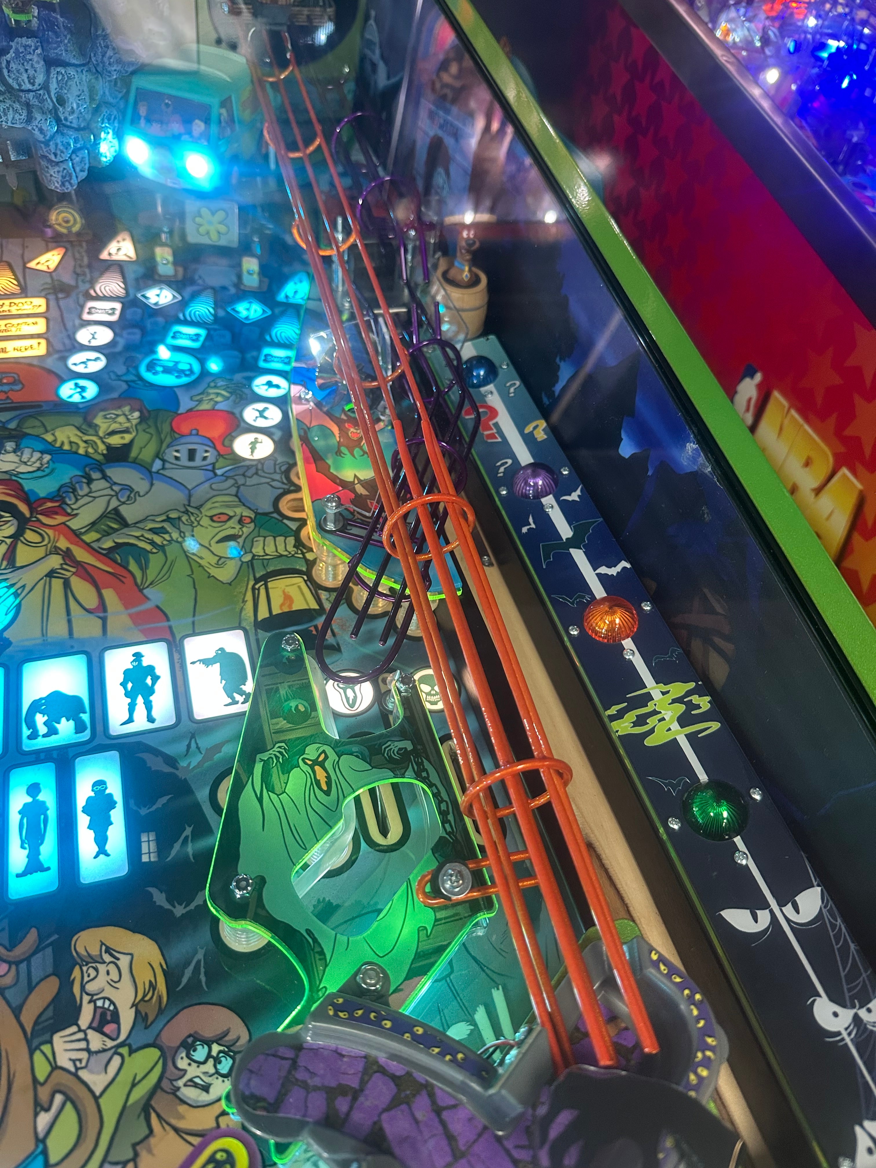 Spooky Pinball Scooby-Doo Collectors Edition Pinball Machine