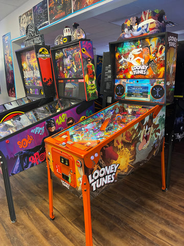 Image of Spooky Pinball Looney Tunes Collectors Edition Pinball Machine