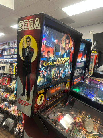 Image of SEGA Goldeneye Pinball Machine