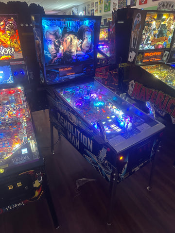 Image of Williams Demolition Man Pinball Machine