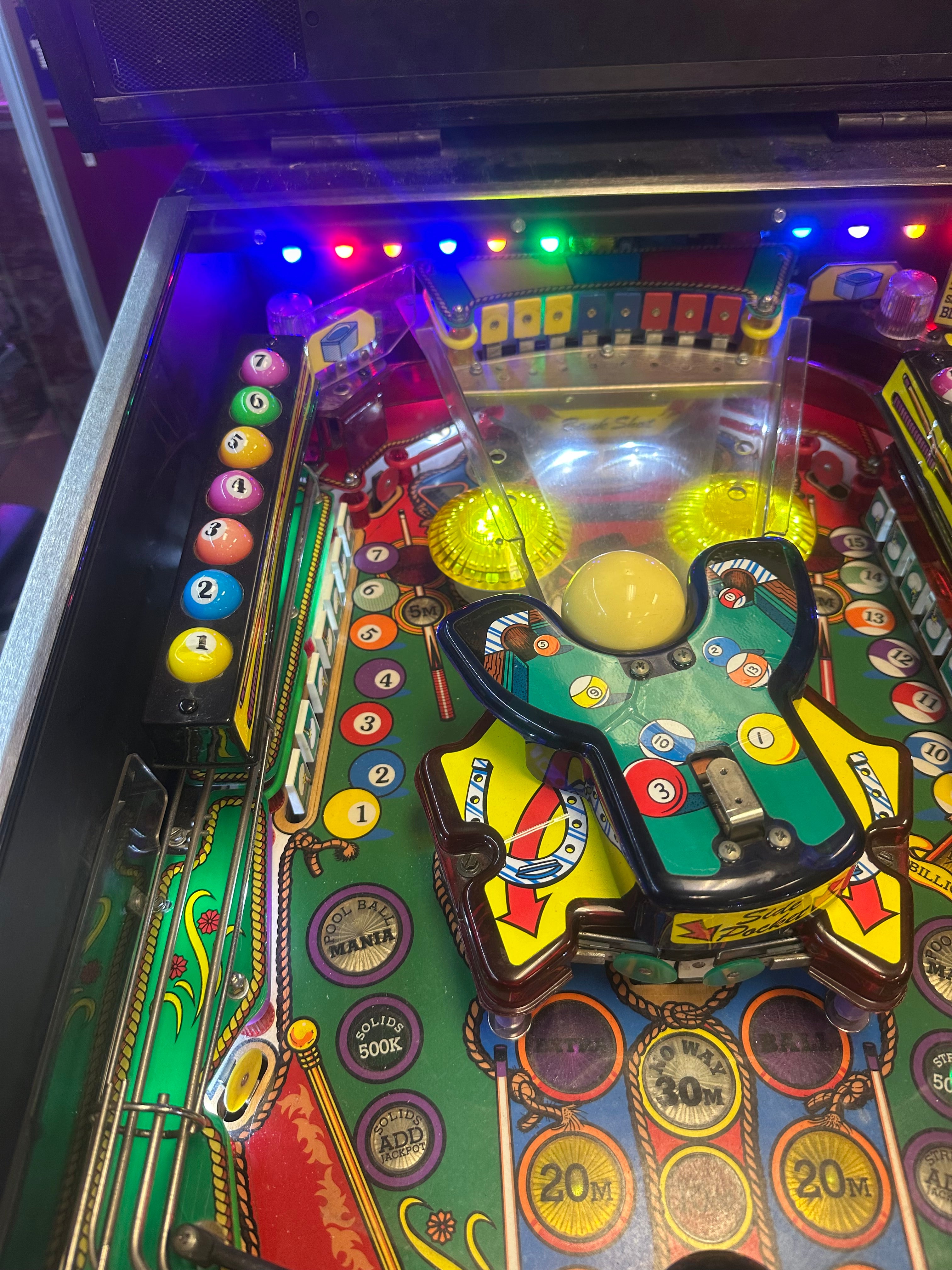 Gottlieb Cue Ball Wizard Pinball Machine