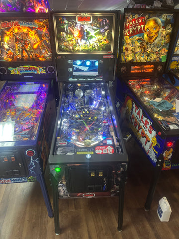 Image of Stern Pinball Star Wars: Fall of the Empire Pro Pinball Machine