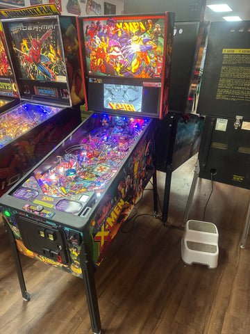 Image of Stern Pinball The Uncanny X-Men Pro Pinball Machine