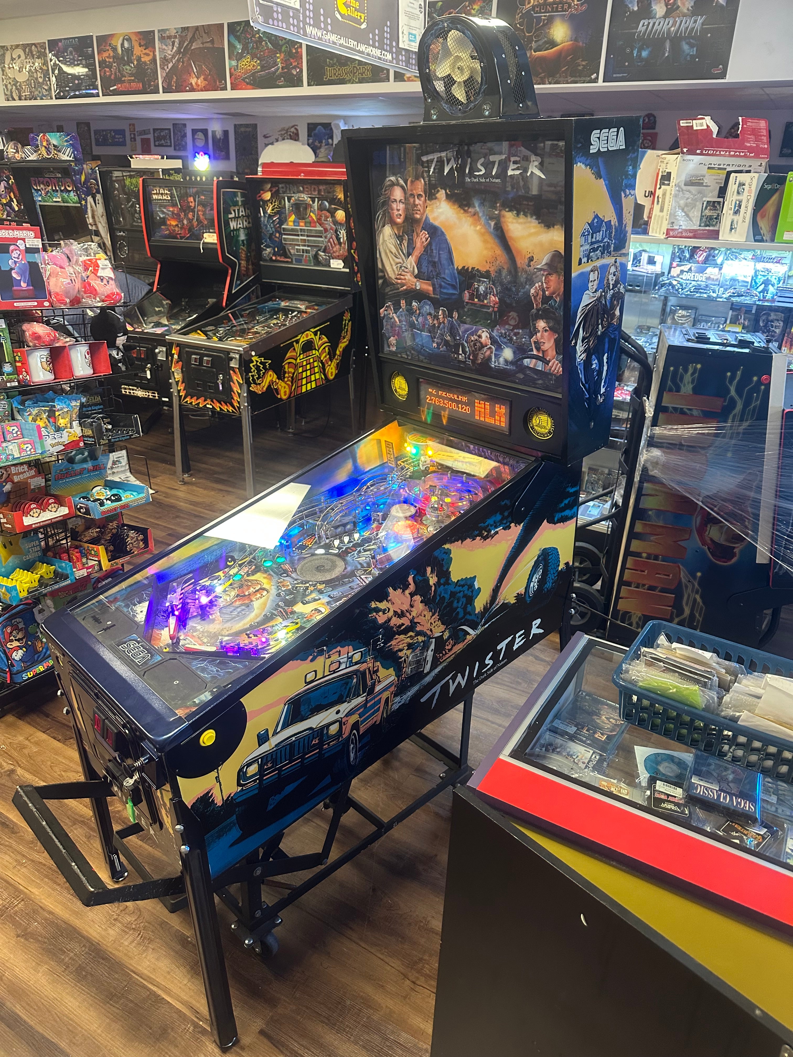 SEGA Twister Pinball Machine
