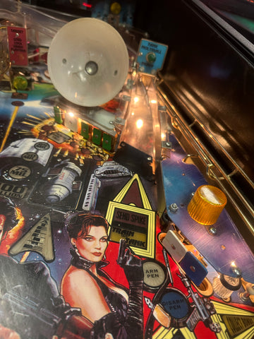 Image of SEGA Goldeneye Pinball Machine