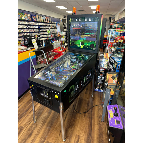 Image of Heighway Pinball Alien Pinball Machine