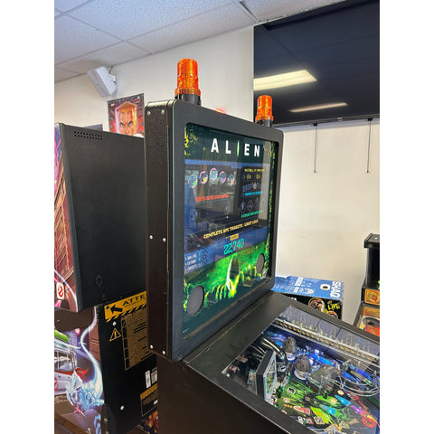 Image of Heighway Pinball Alien Pinball Machine