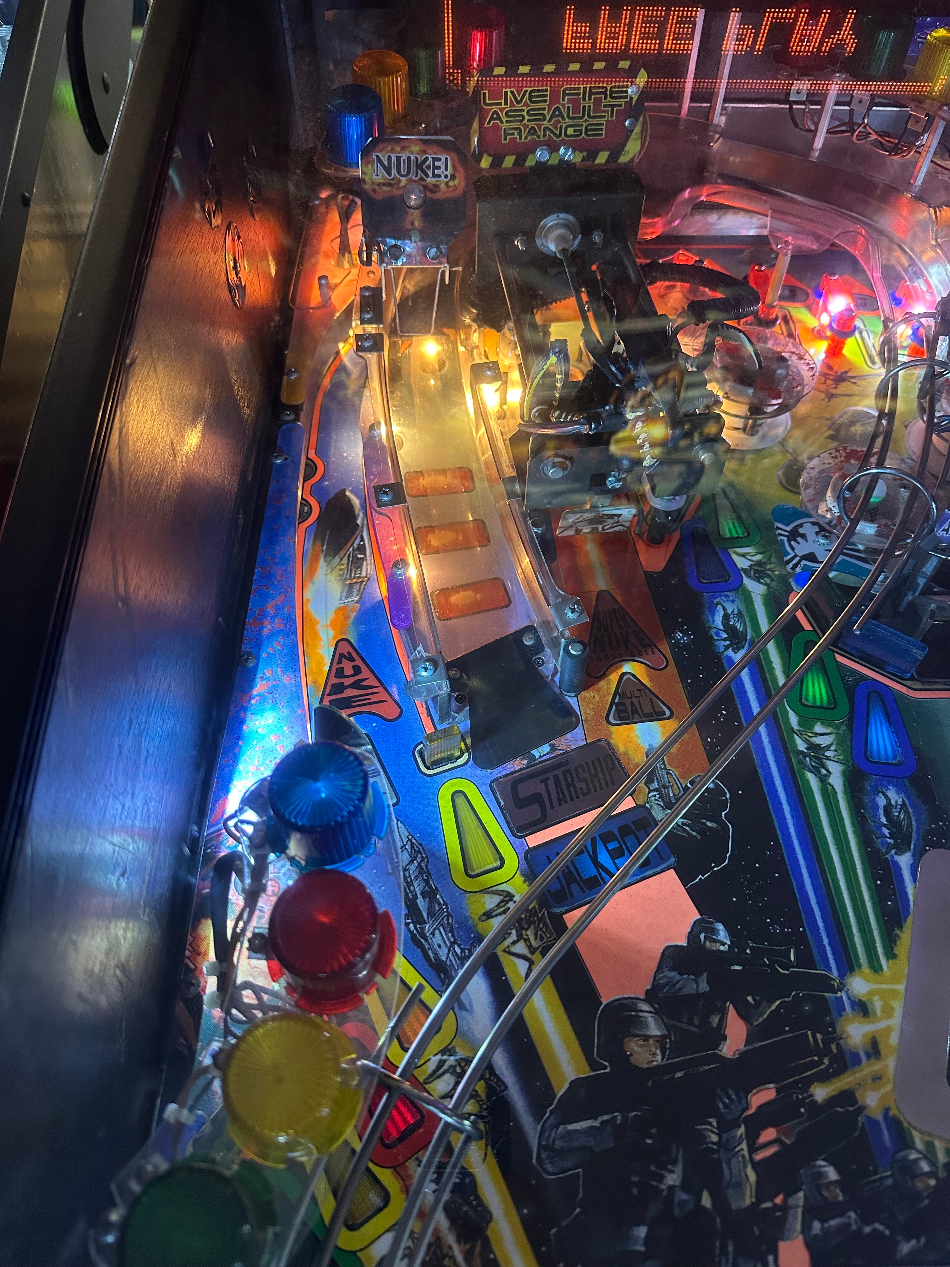 SEGA Starship Troopers Pinball Machine