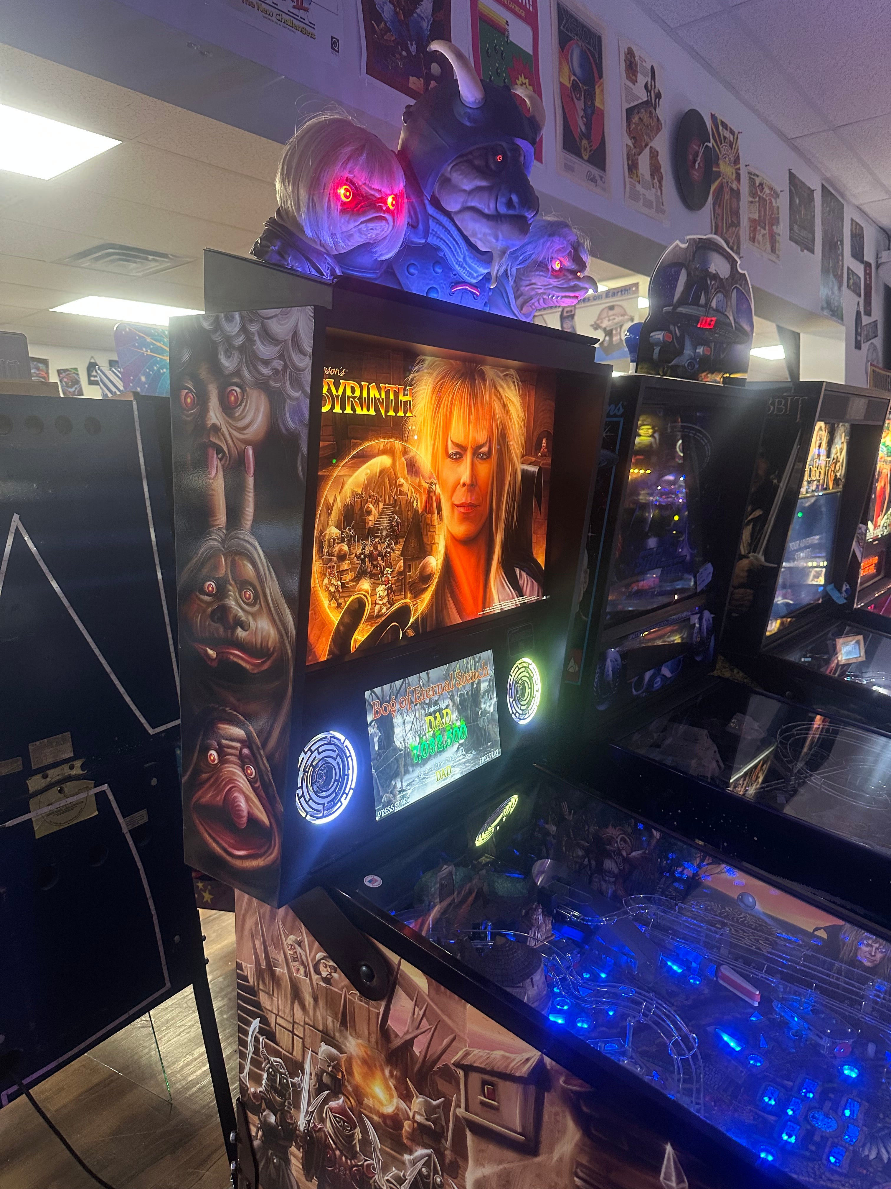 Jim Henson's Labyrinth Pinball Machine with Official Topper