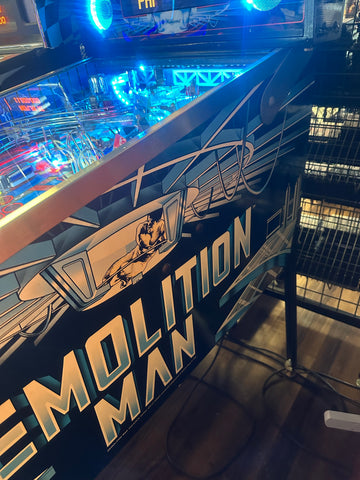 Image of Williams Demolition Man Pinball Machine
