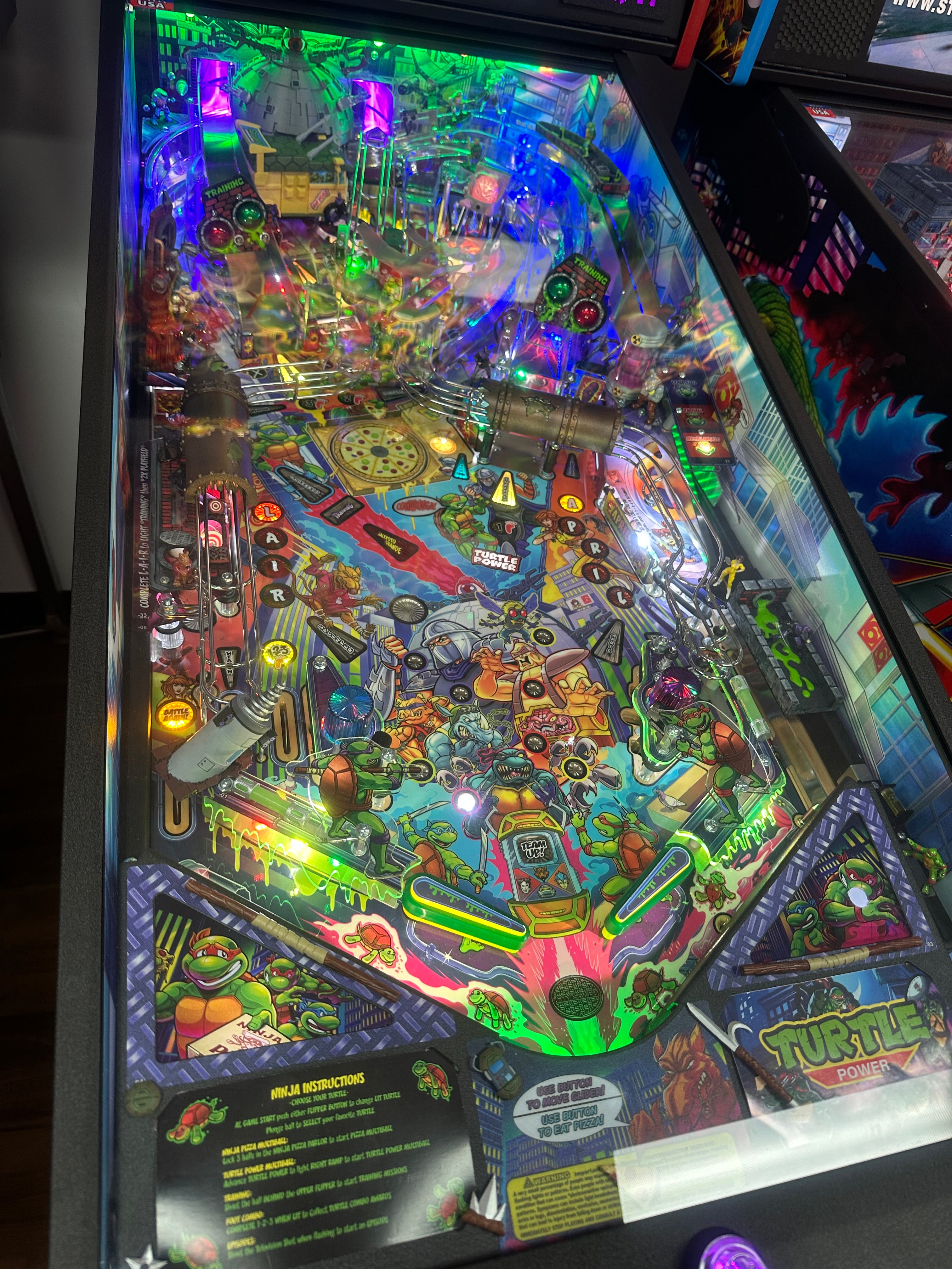 Stern Pinball LOADED Teenage Mutant Ninja Turtles Premium Pinball Machine