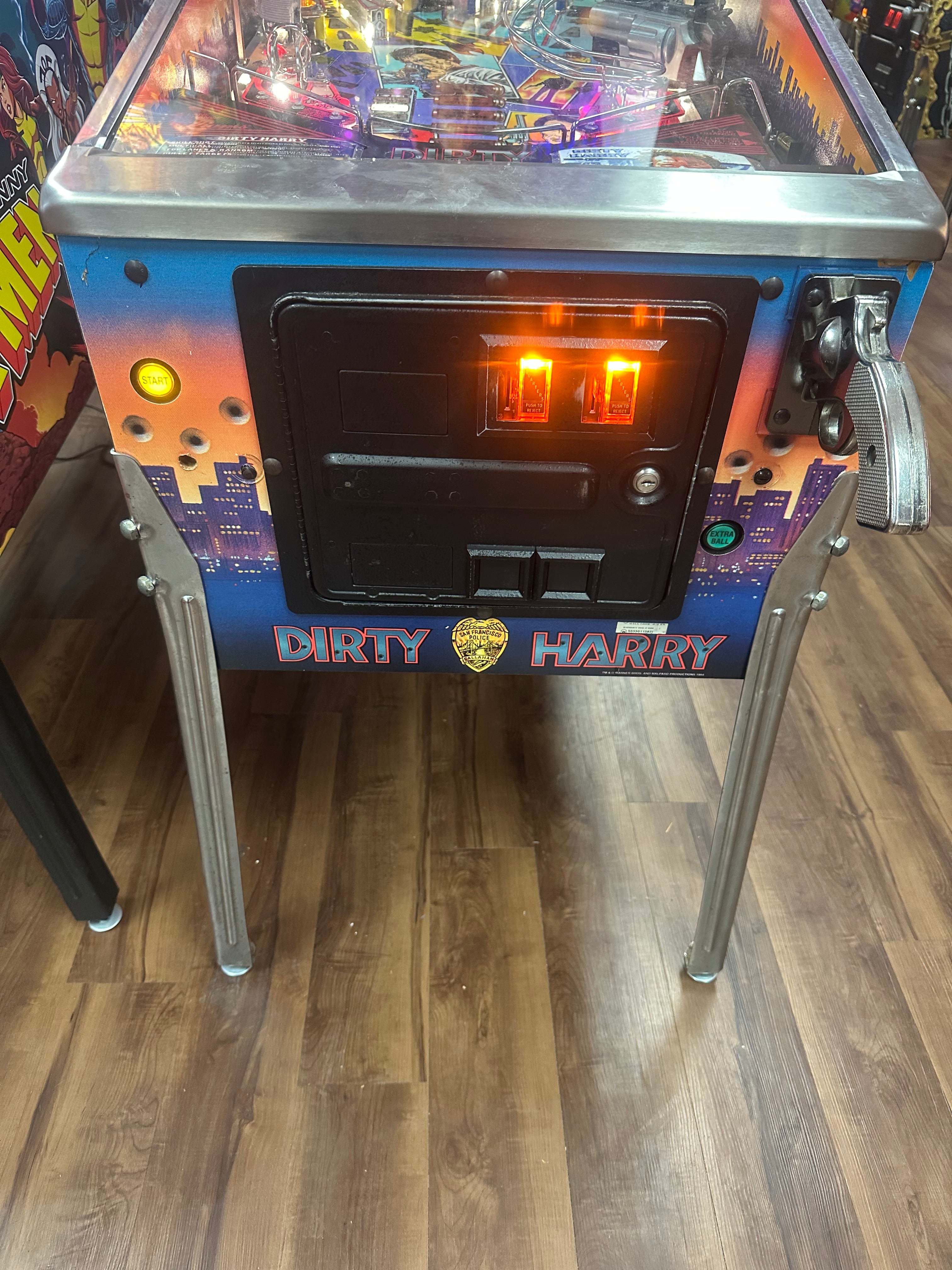 Williams Dirty Harry Pinball Machine