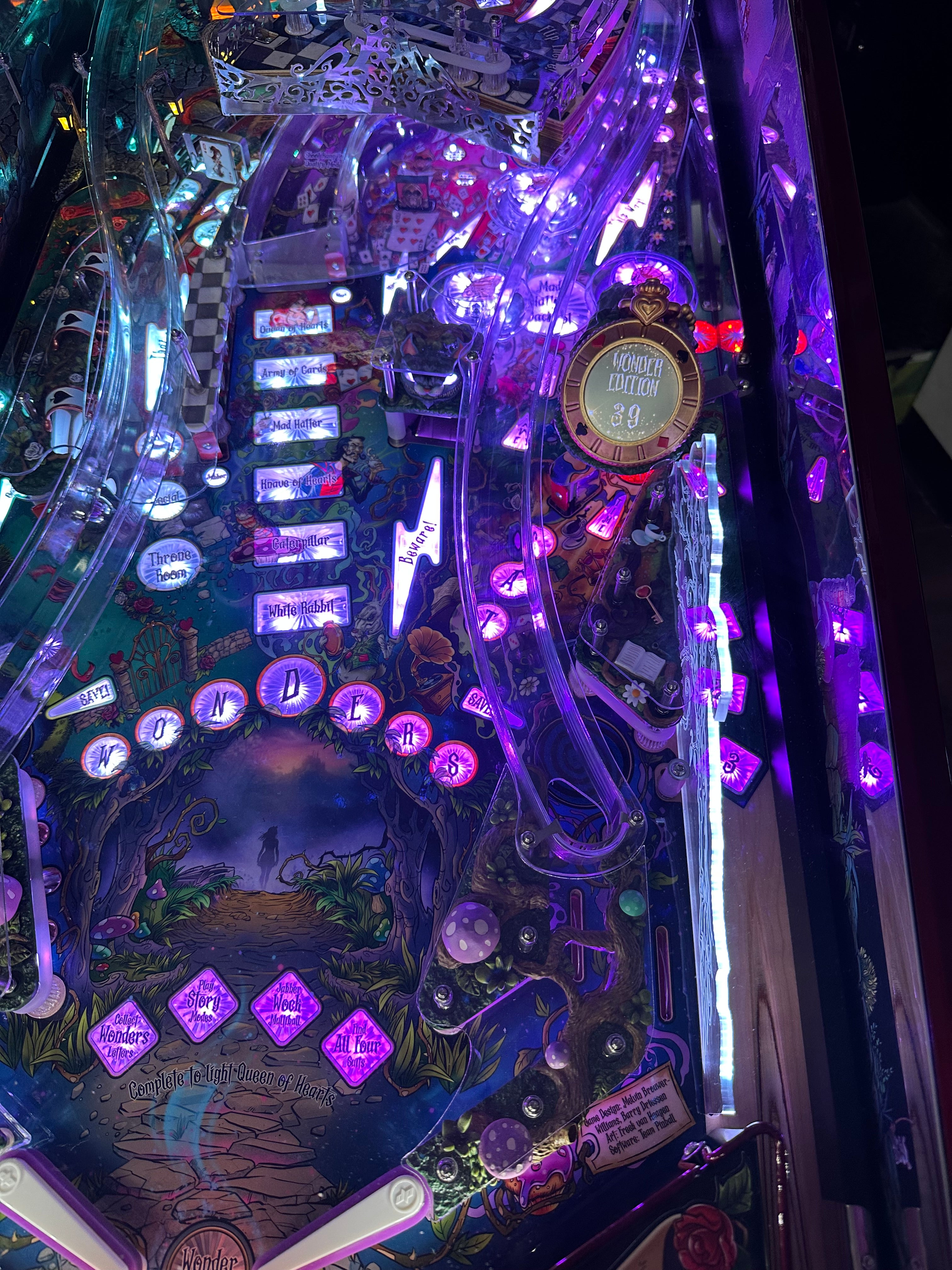 Dutch Pinball Alice's Adventures in Wonderland Pinball Machine with Topper