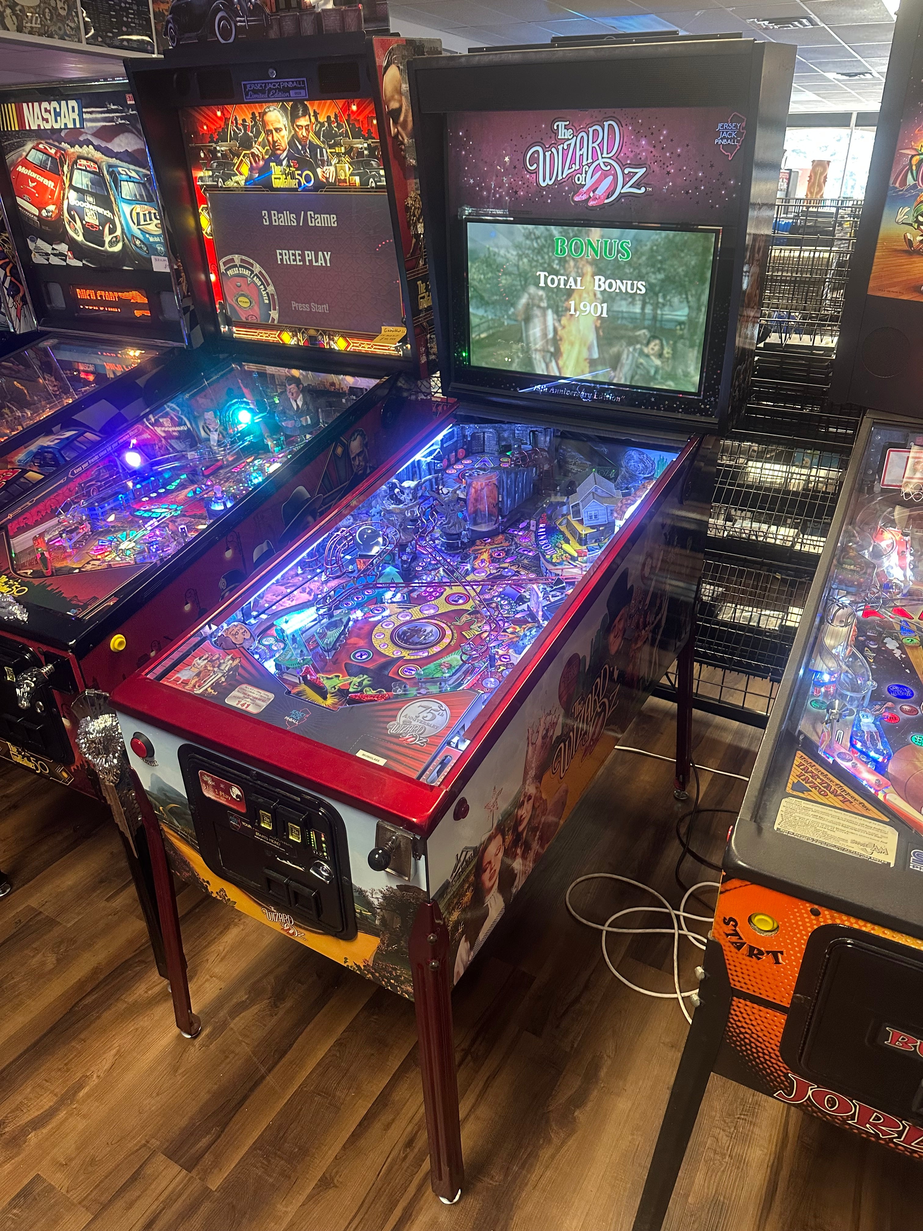 JJP Wizard of Oz 75th Anniversary Ruby Red Edition Pinball Machine