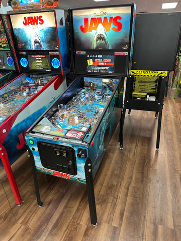 Image of Stern Pinball Jaws Pro Pinball Machine