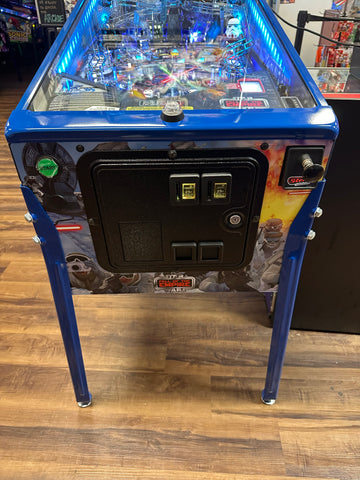 Image of Stern Pinball Star Wars: Fall of the Empire Limited Edition Pinball Machine