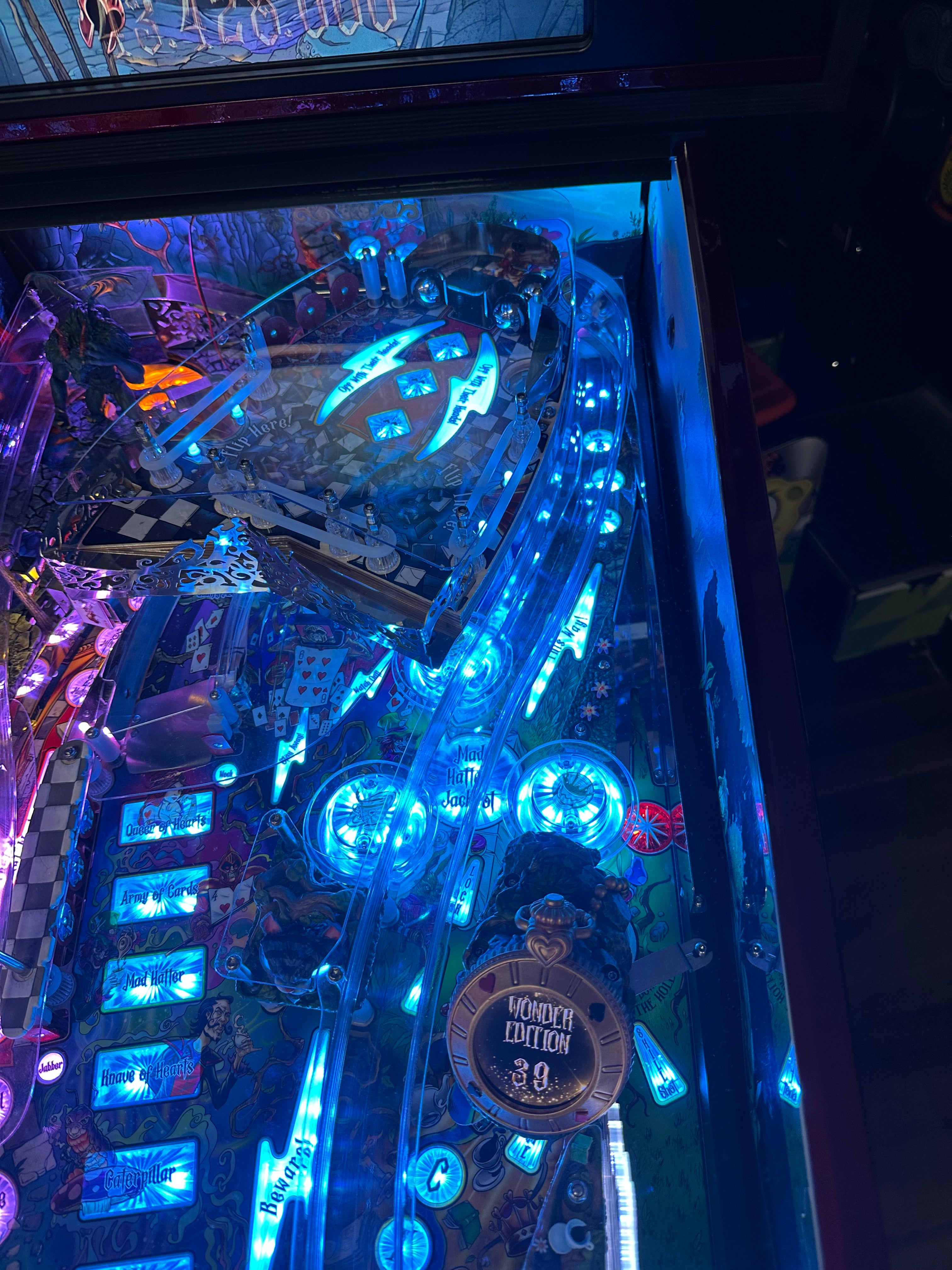 Dutch Pinball Alice's Adventures in Wonderland Pinball Machine with Topper