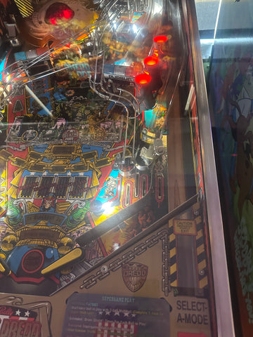 Image of Bally Judge Dredd Pinball Machine