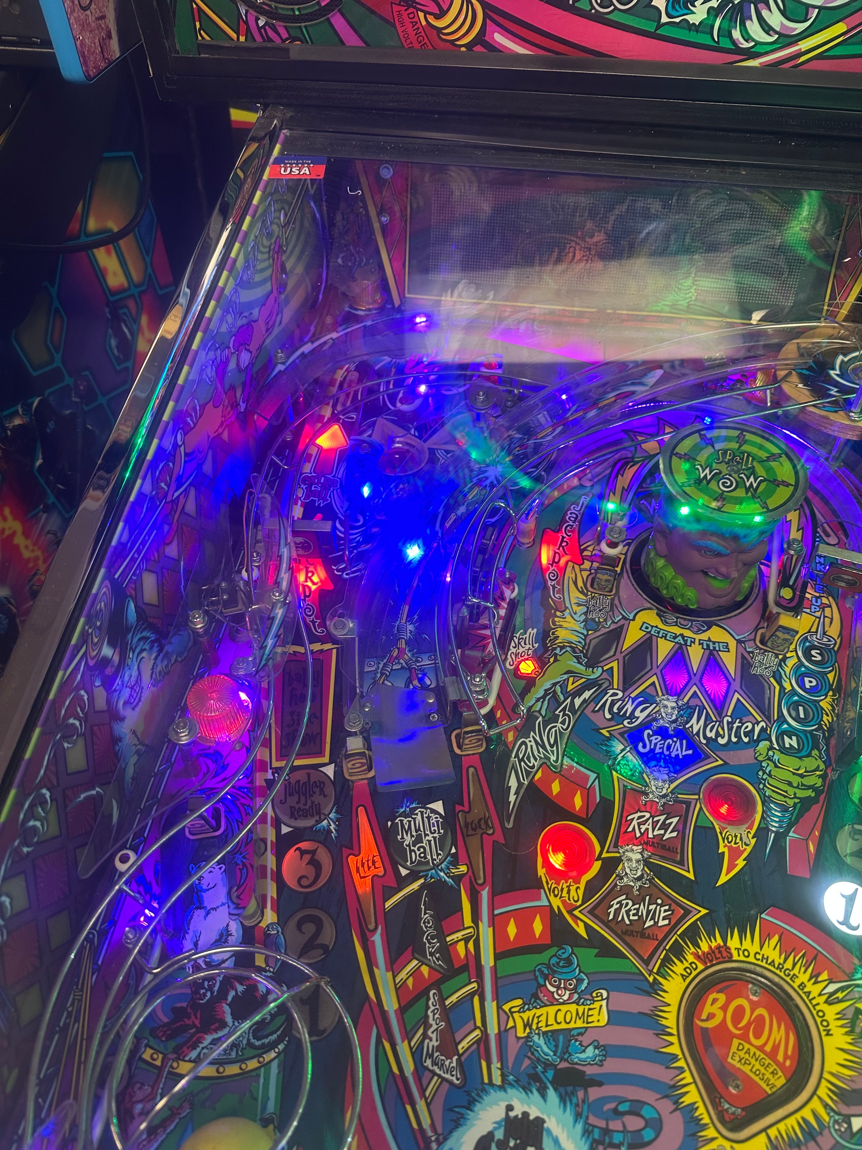 Bally Cirqus Voltaire Pinball Machine