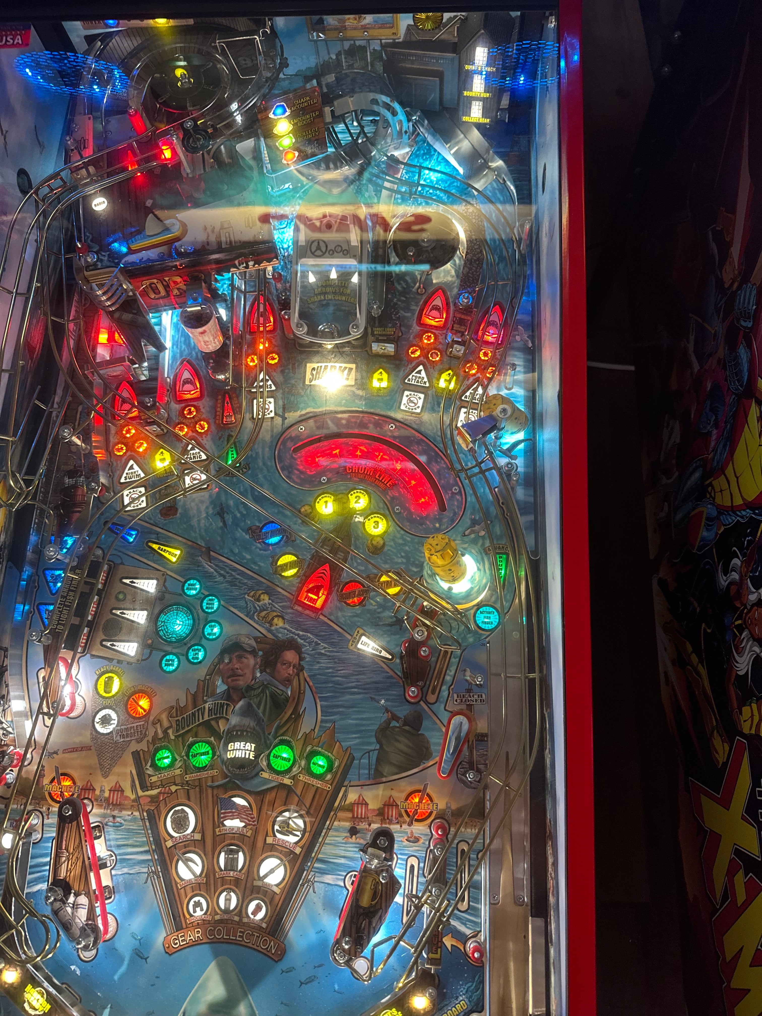 Stern Pinball LOADED Jaws 50th Anniversary Pinball Machine with Stern Topper