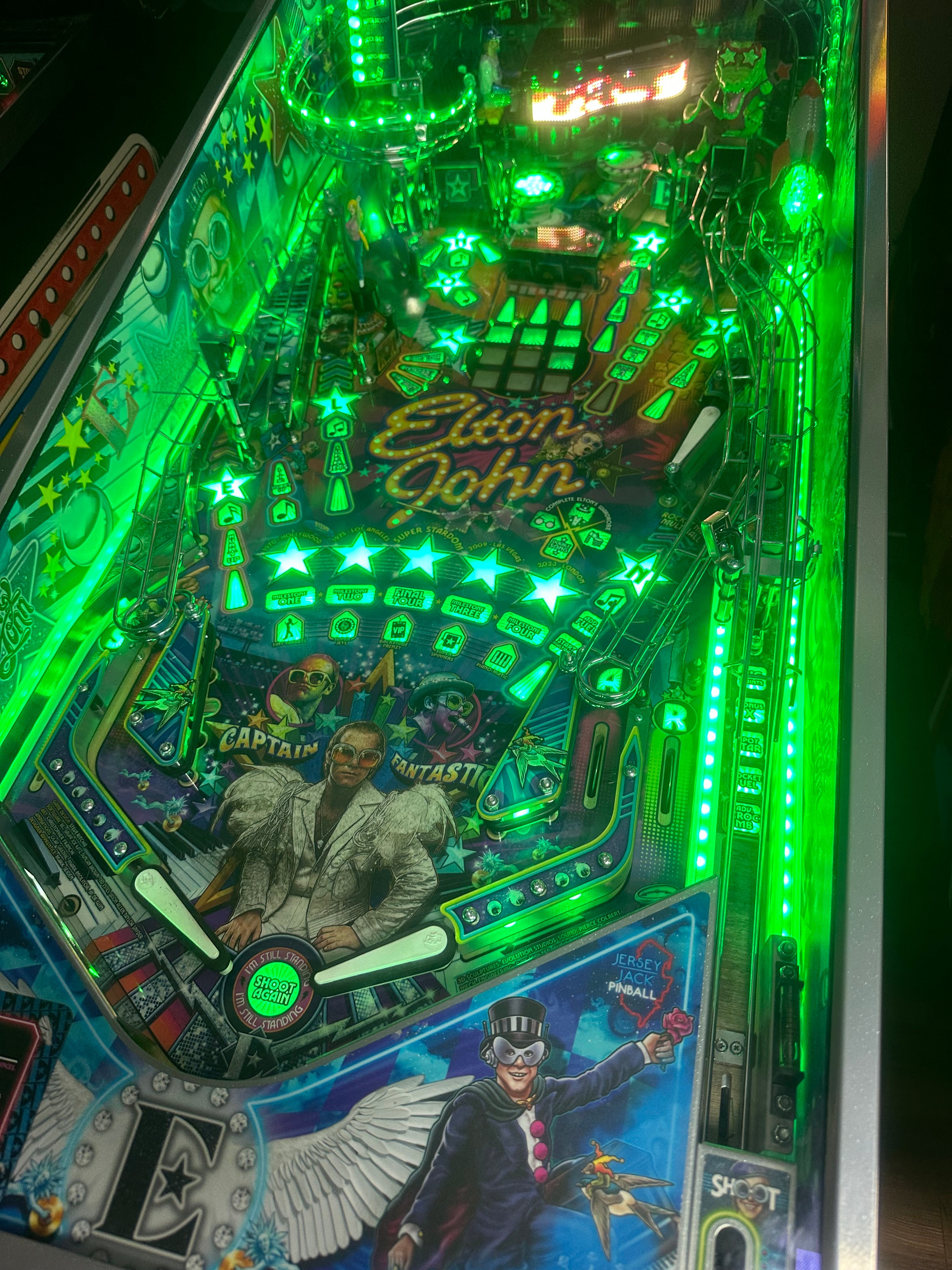 JJP Elton John Platinum Edition Pinball Machine