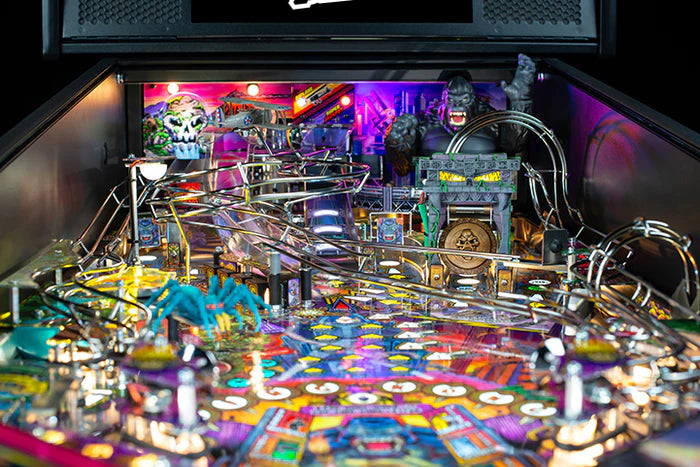 Stern Pinball King Kong: Myth of Terror Island Premium Pinball Machine