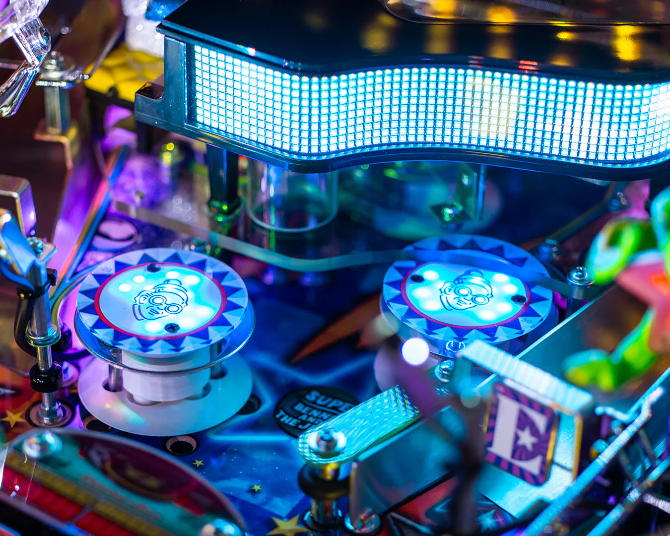 JJP Elton John Platinum Edition Pinball Machine