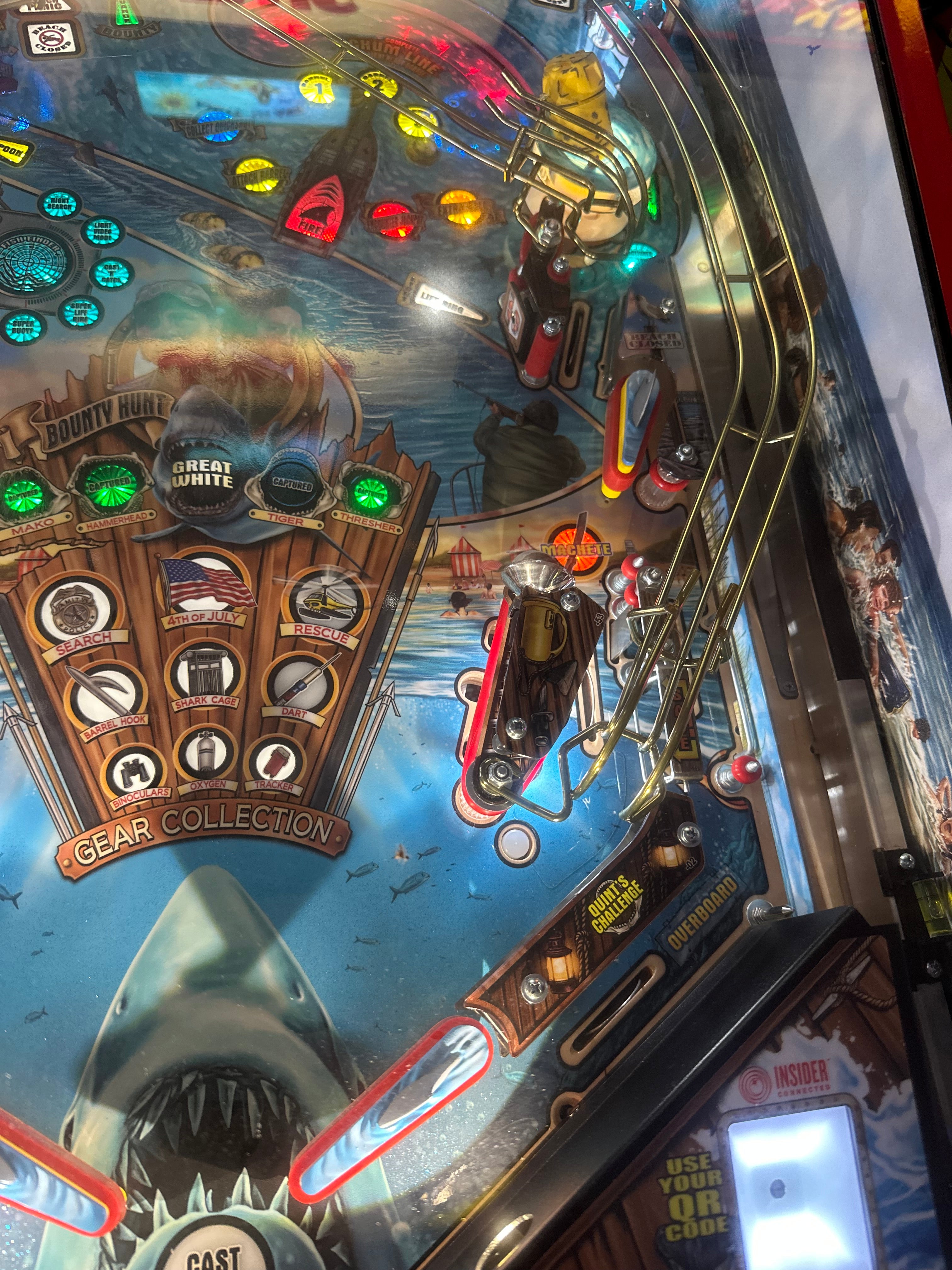 Stern Pinball LOADED Jaws 50th Anniversary Pinball Machine with Stern Topper