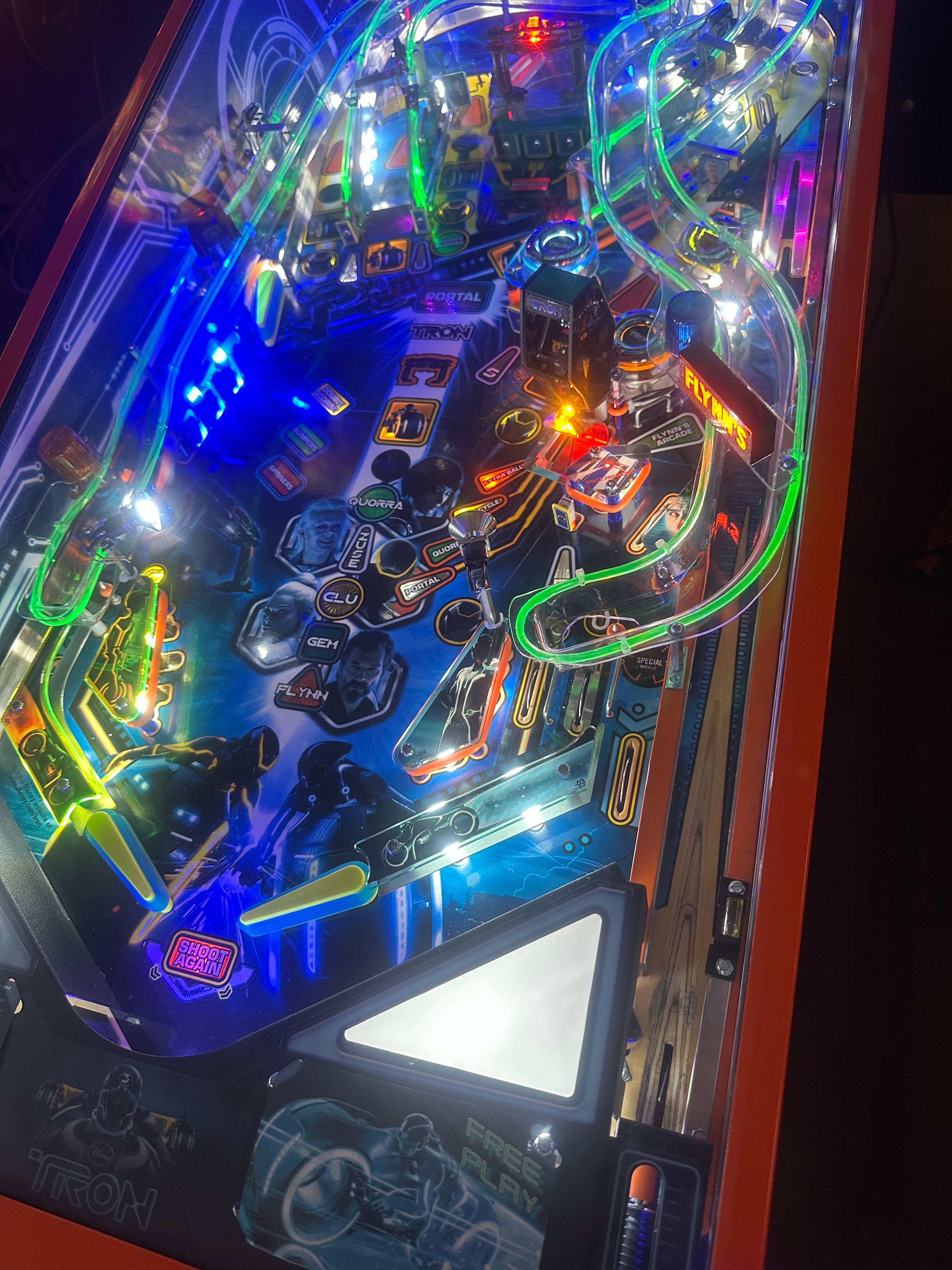 Stern Pinball LOADED TRON: Legacy Pro Pinball Machine