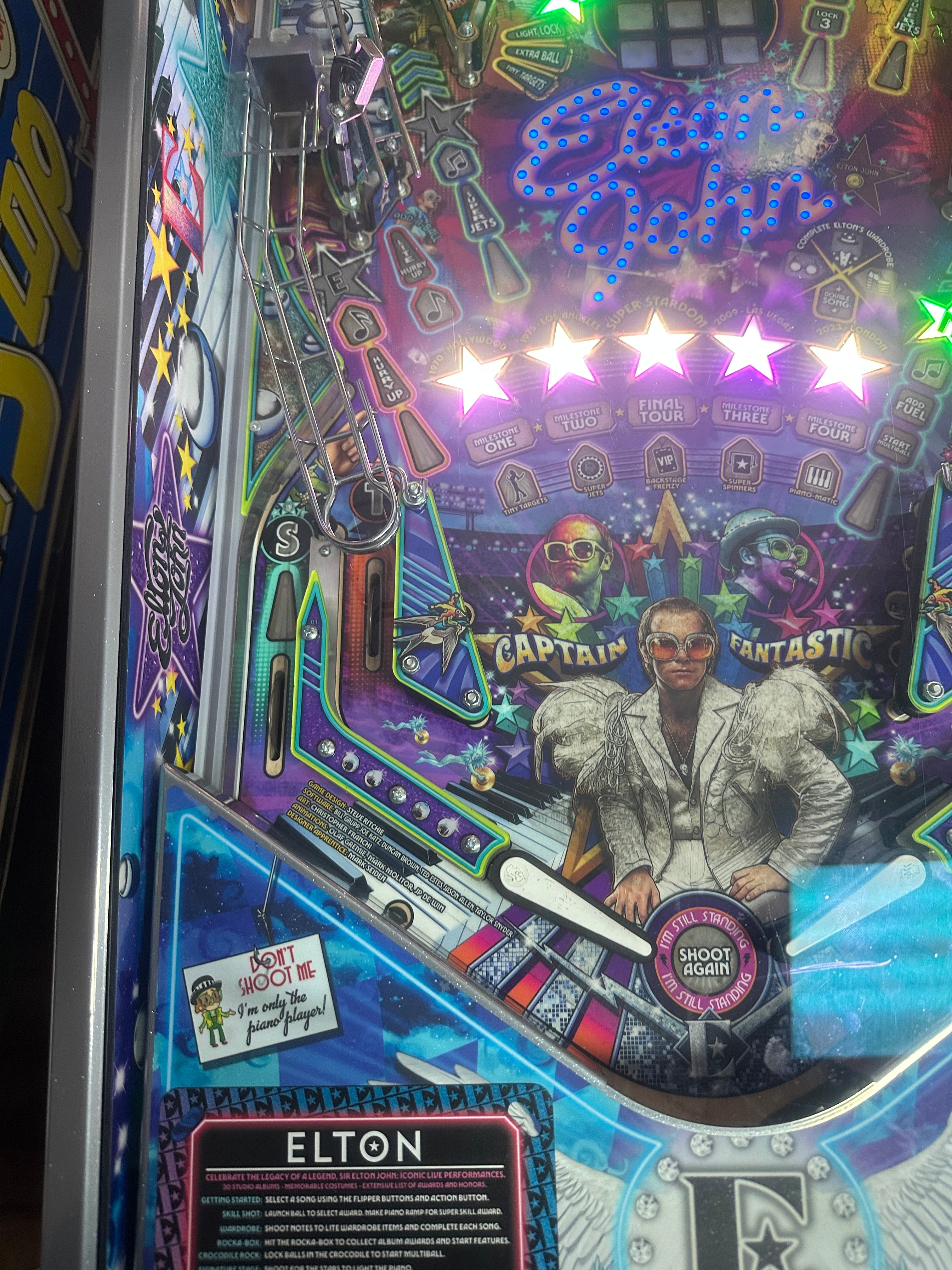 JJP Elton John Platinum Edition Pinball Machine