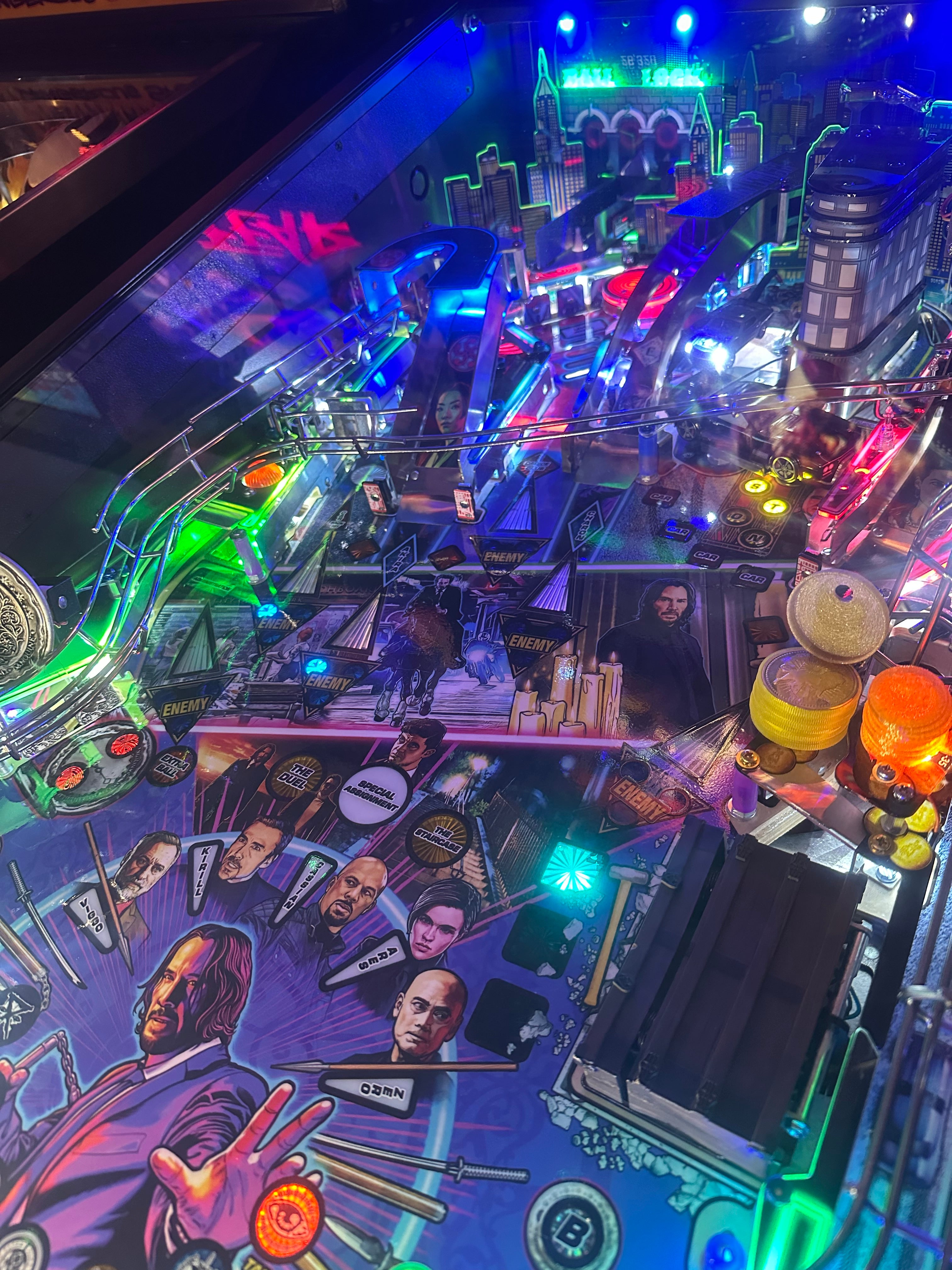 Stern Pinball LOADED John Wick Premium Pinball Machine